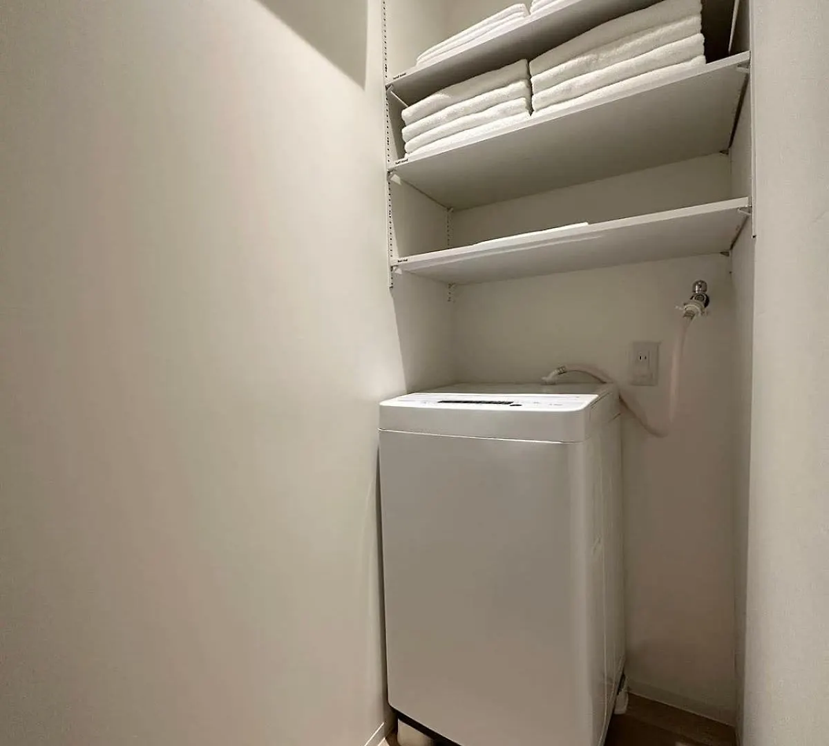 Bhotel Art Bldg - Stylish Apartment Very Good Location Hiroshima Japan